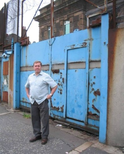 Joe Doherty outside the Crumlin Road Jail